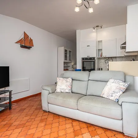 Retreat With Sea View #1973 Appartement